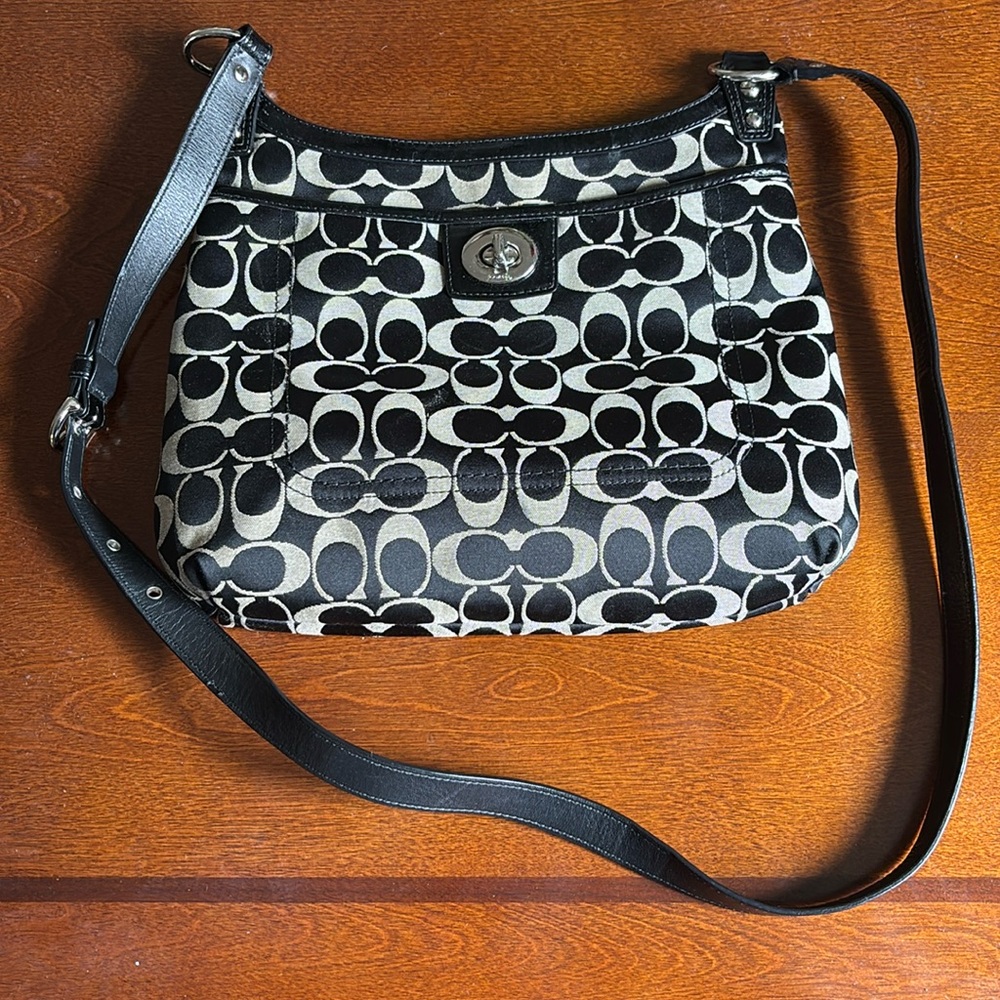Authentic Coach F19259 Penelope Sateen Hippie Crossbody Shoulder Bag